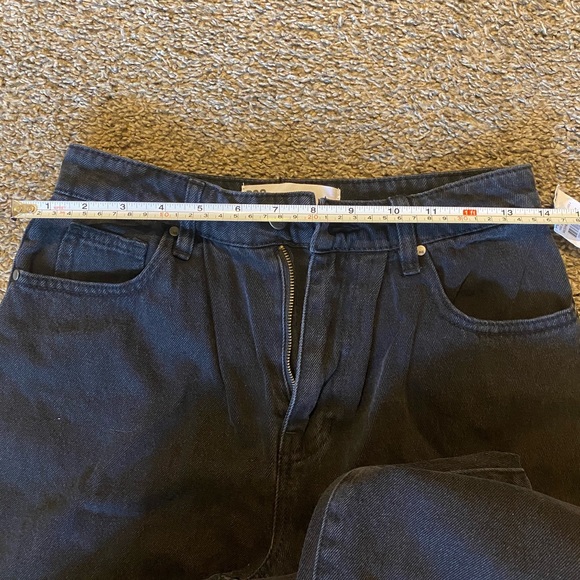 Black denim mom jeans - Picture 6 of 6